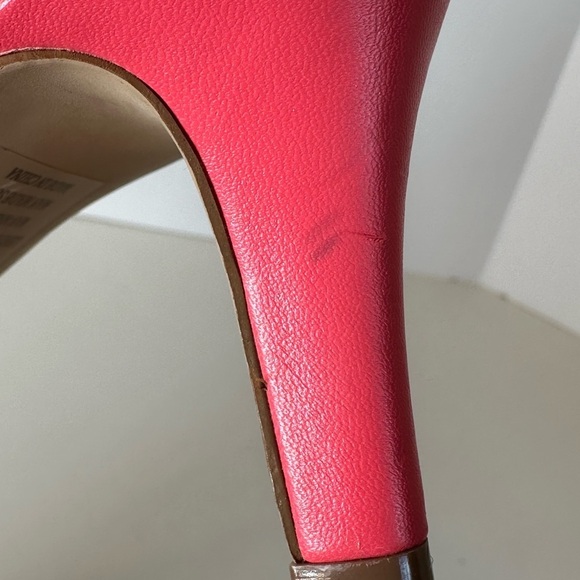 Alex Marie Retro 80’s Style Flamingo Pink Scalloped Design Heels Sz 7.5 M - Picture 7 of 8